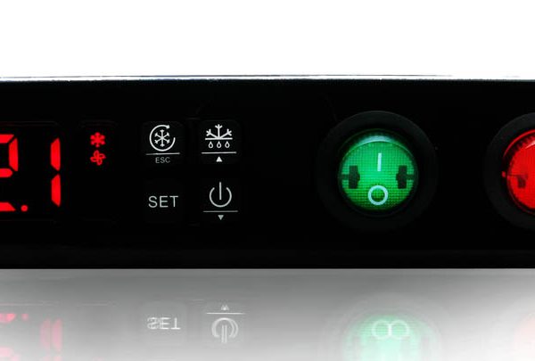 Termostato AKO D10323 (3 relés)
